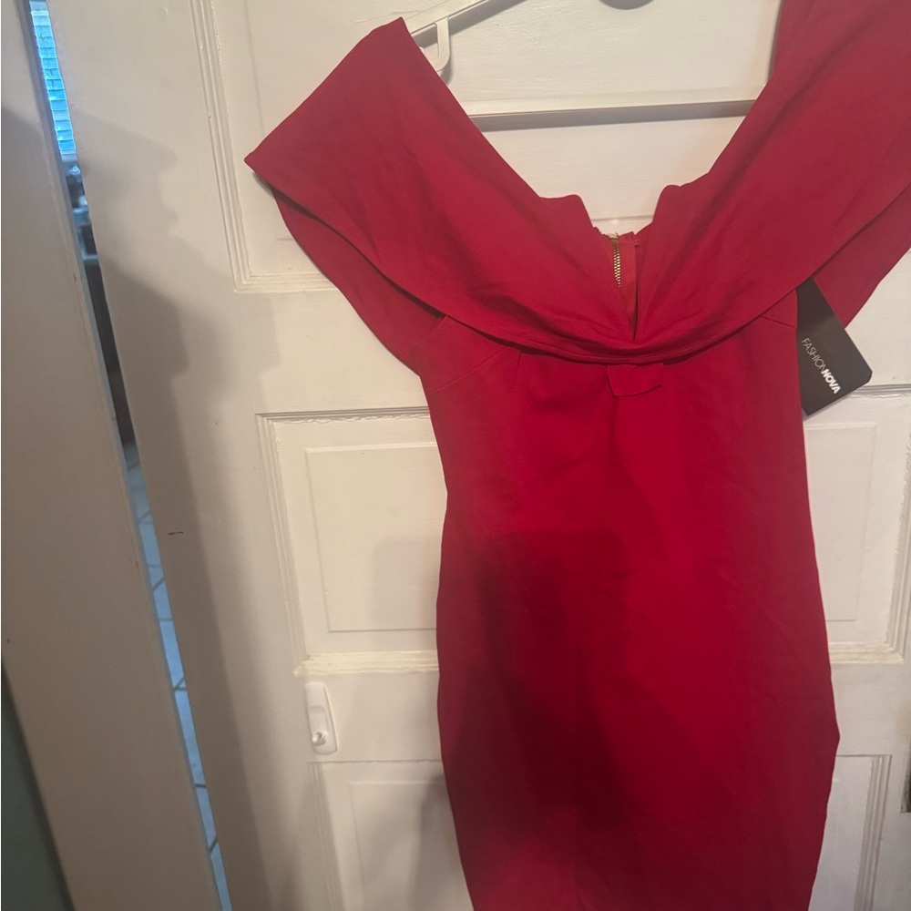 Elegant Red Off-Shoulder Dress